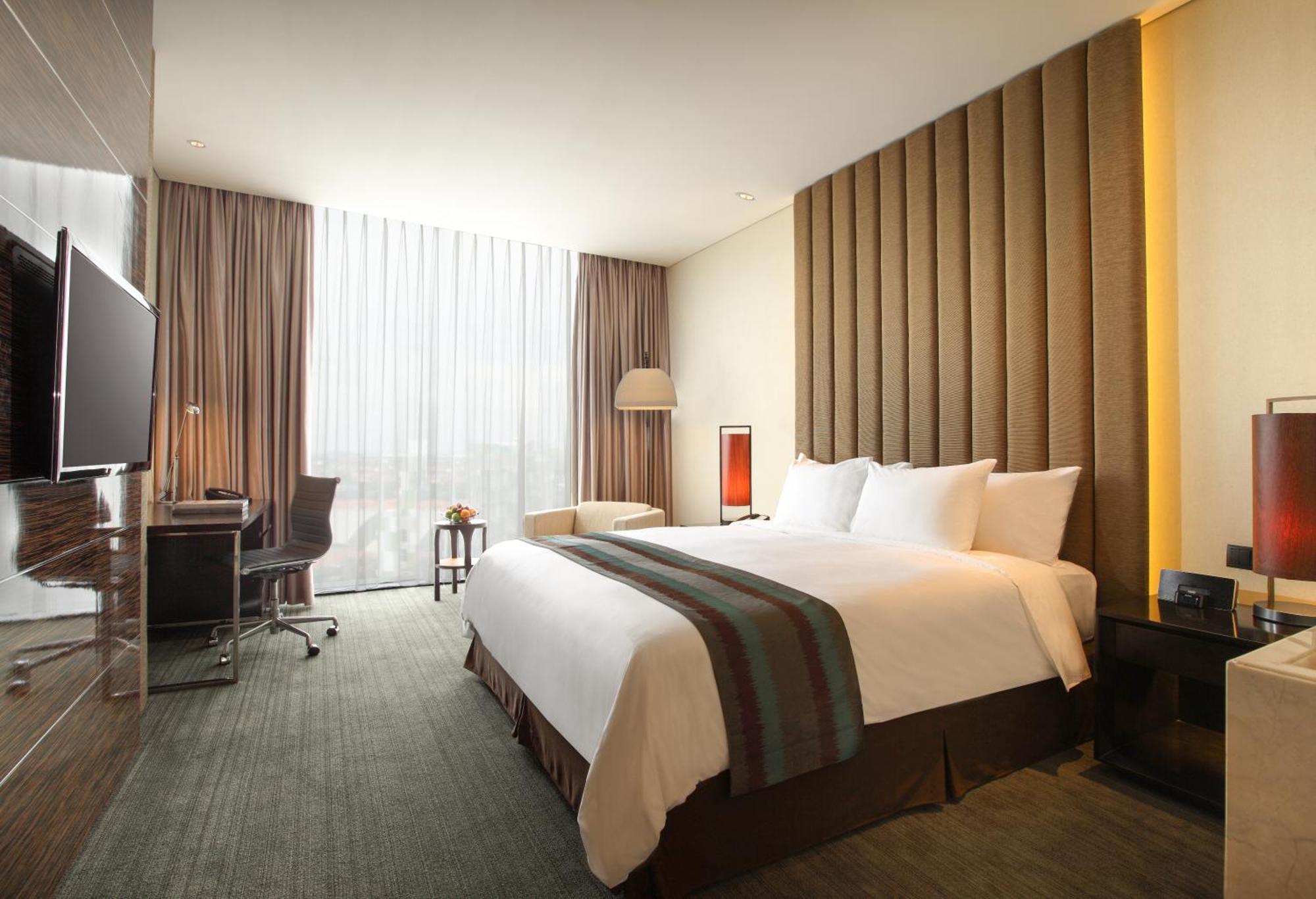 Po Hotel Semarang Esterno foto