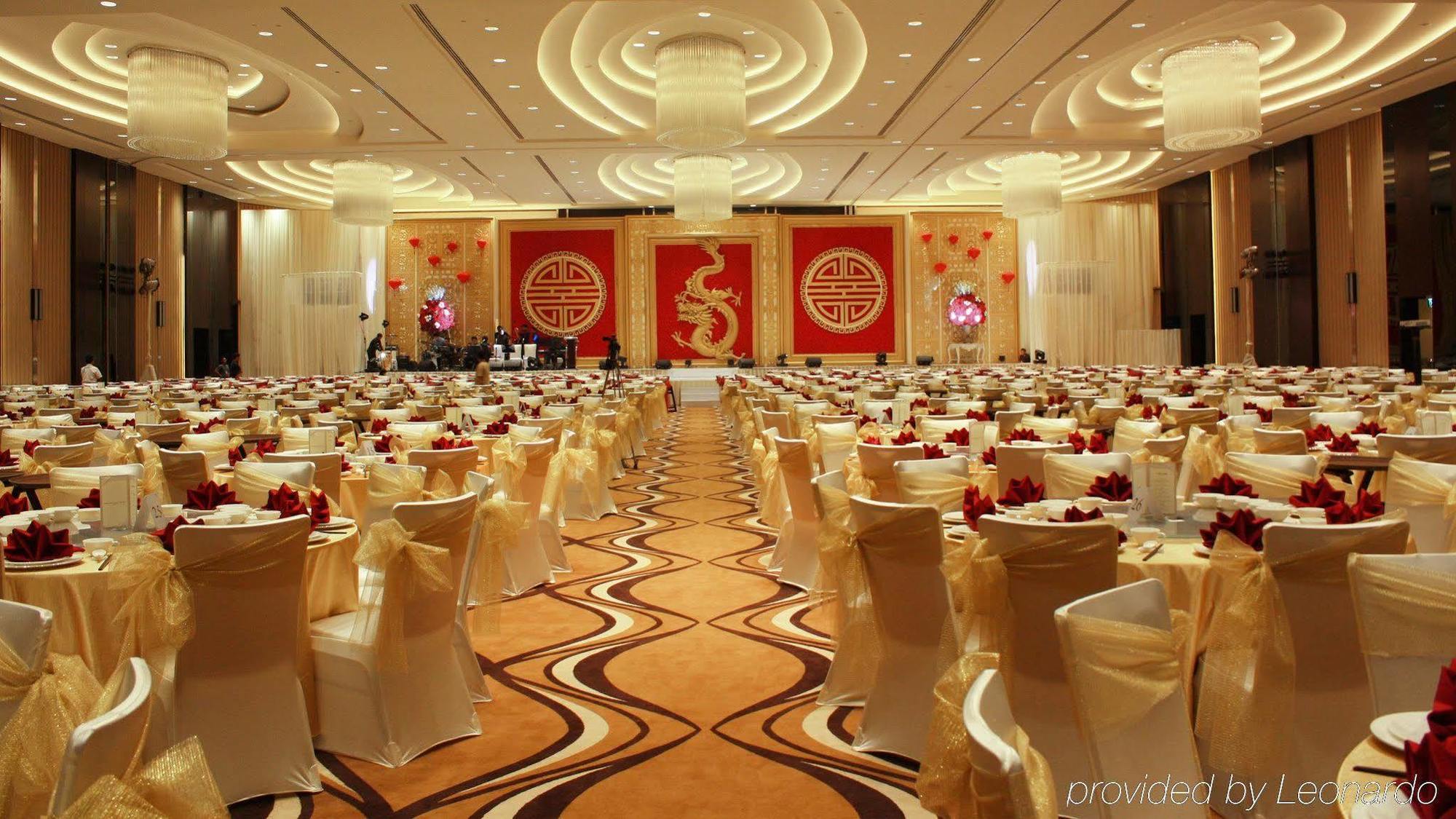 Po Hotel Semarang Esterno foto